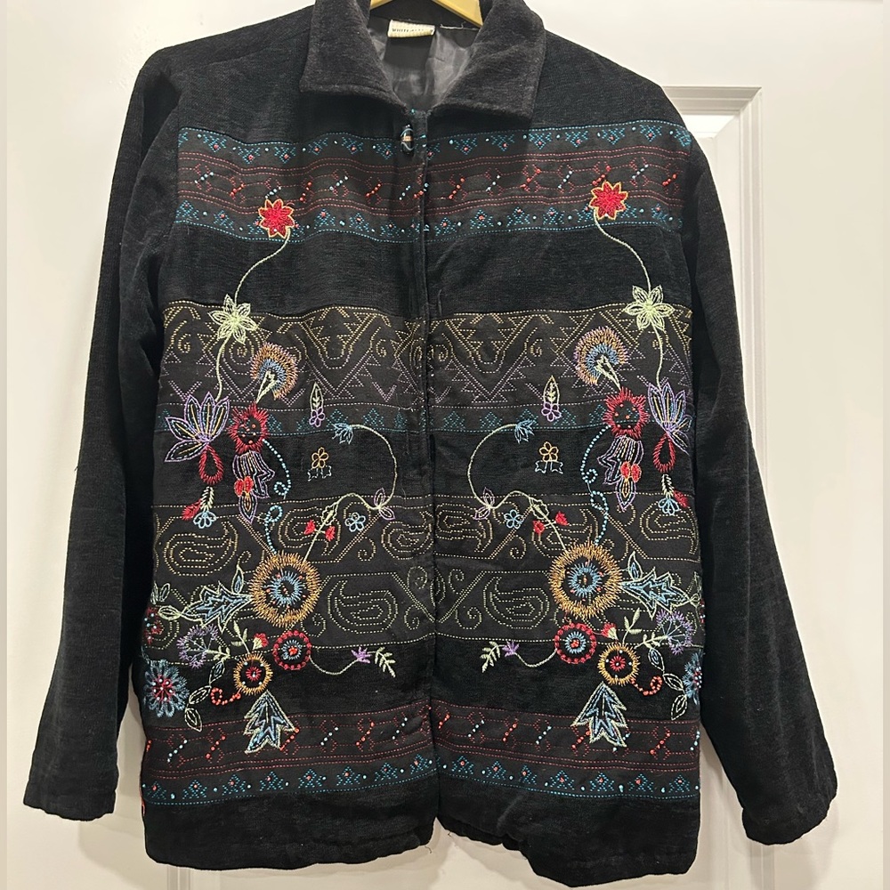 White Stag Embroidered Black Blazer Size Medium